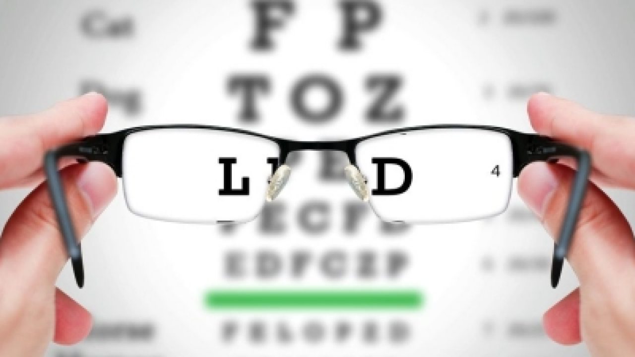 Biaya Ganti Lensa Kacamata, Apa Bedanya yang Mahal dan Murah?