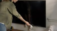 Cara Bersihkan Layar TV LED