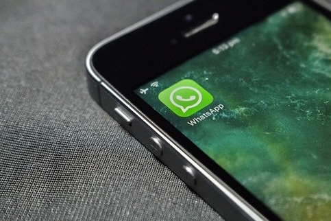 Bagaimana Cara Menghapus Kontak di WhatsApp? 7 Metode (Valid)