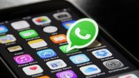 Bagaimana Caranya Agar Tidak Terlihat Online di WhatsApp